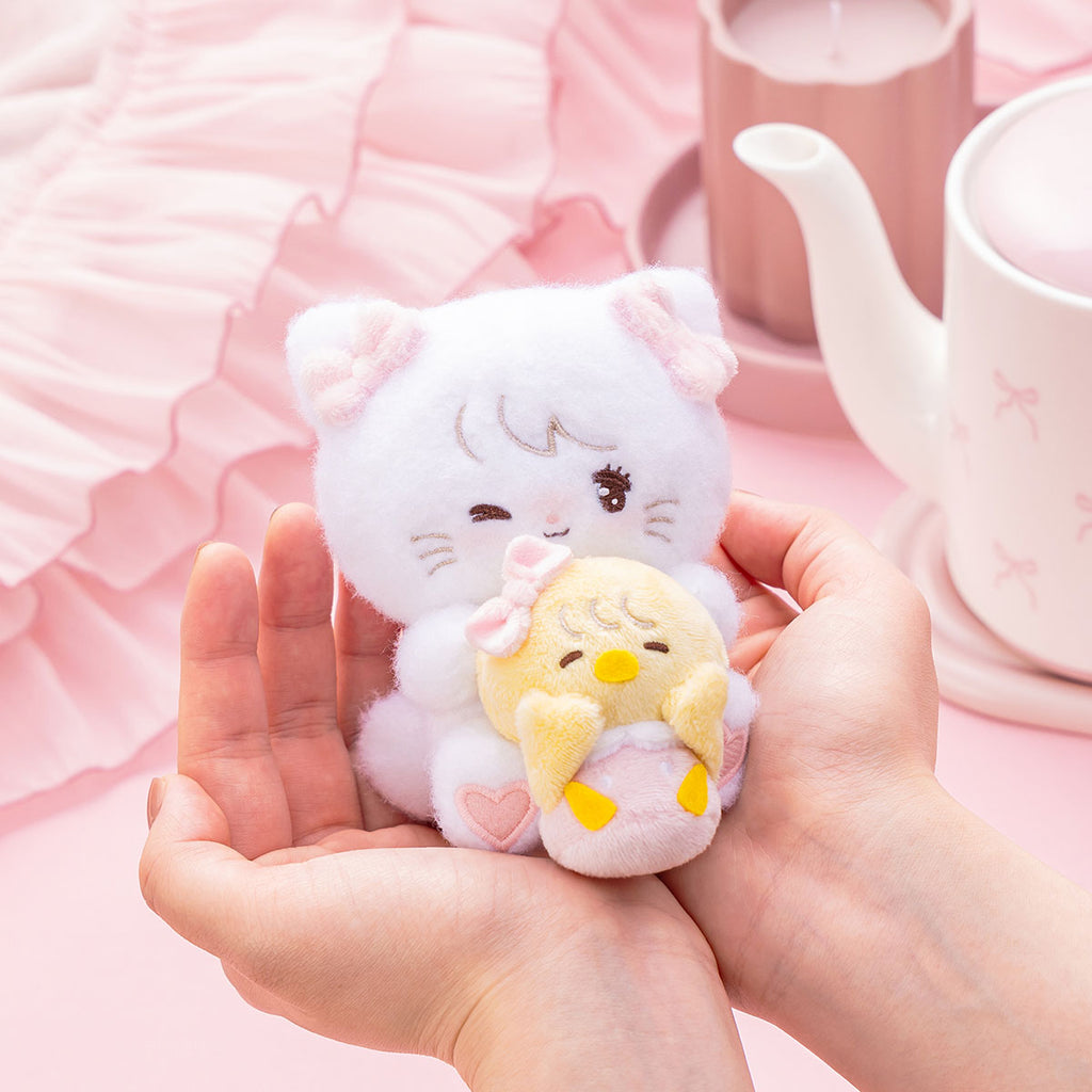 Lil ala mode デスクトップひっかけぬいぐるみ（キャミーとカップケーキ）