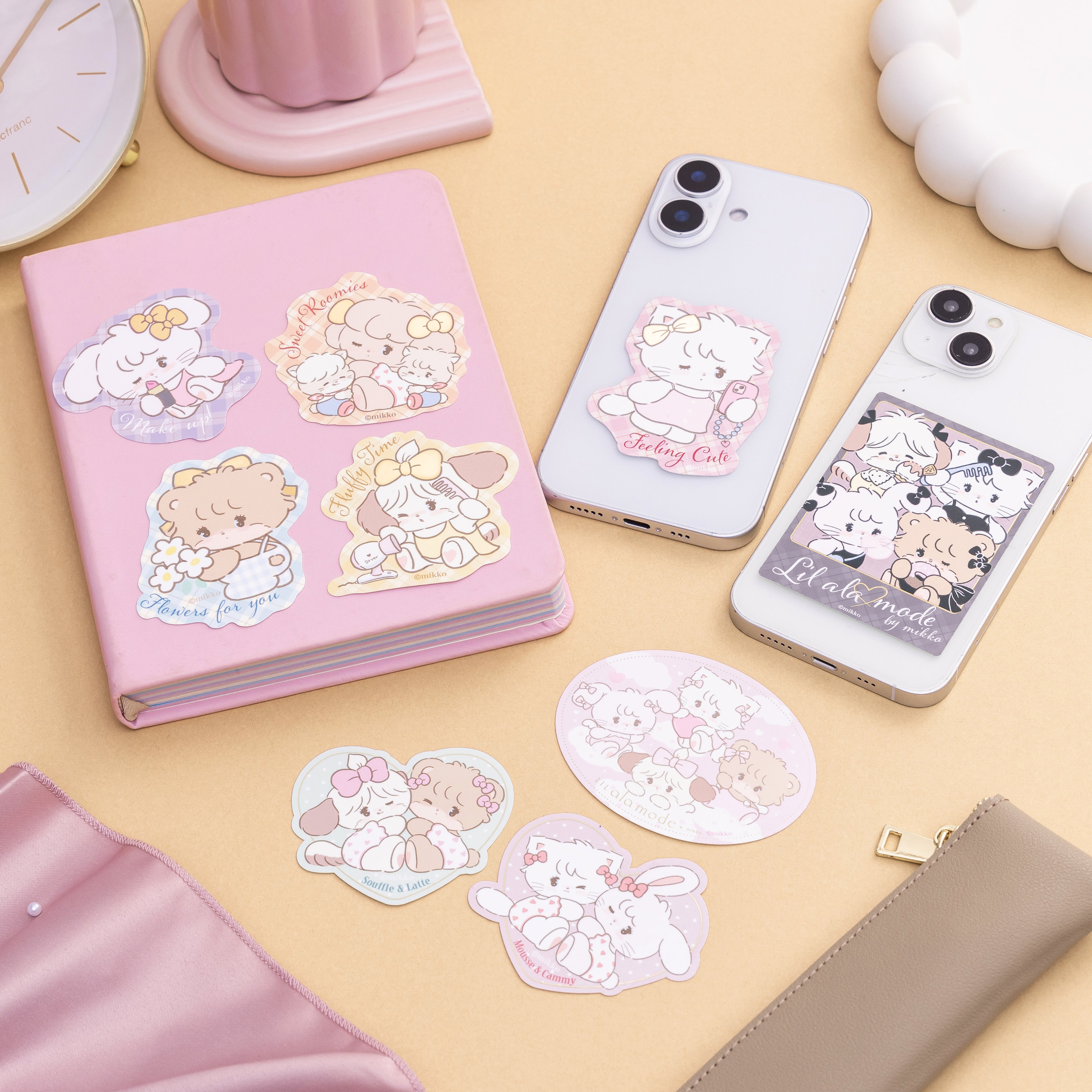 Lil ala mode スマホに貼れるサイズのキラキラ箔押しステッカー（Fluffy Time）