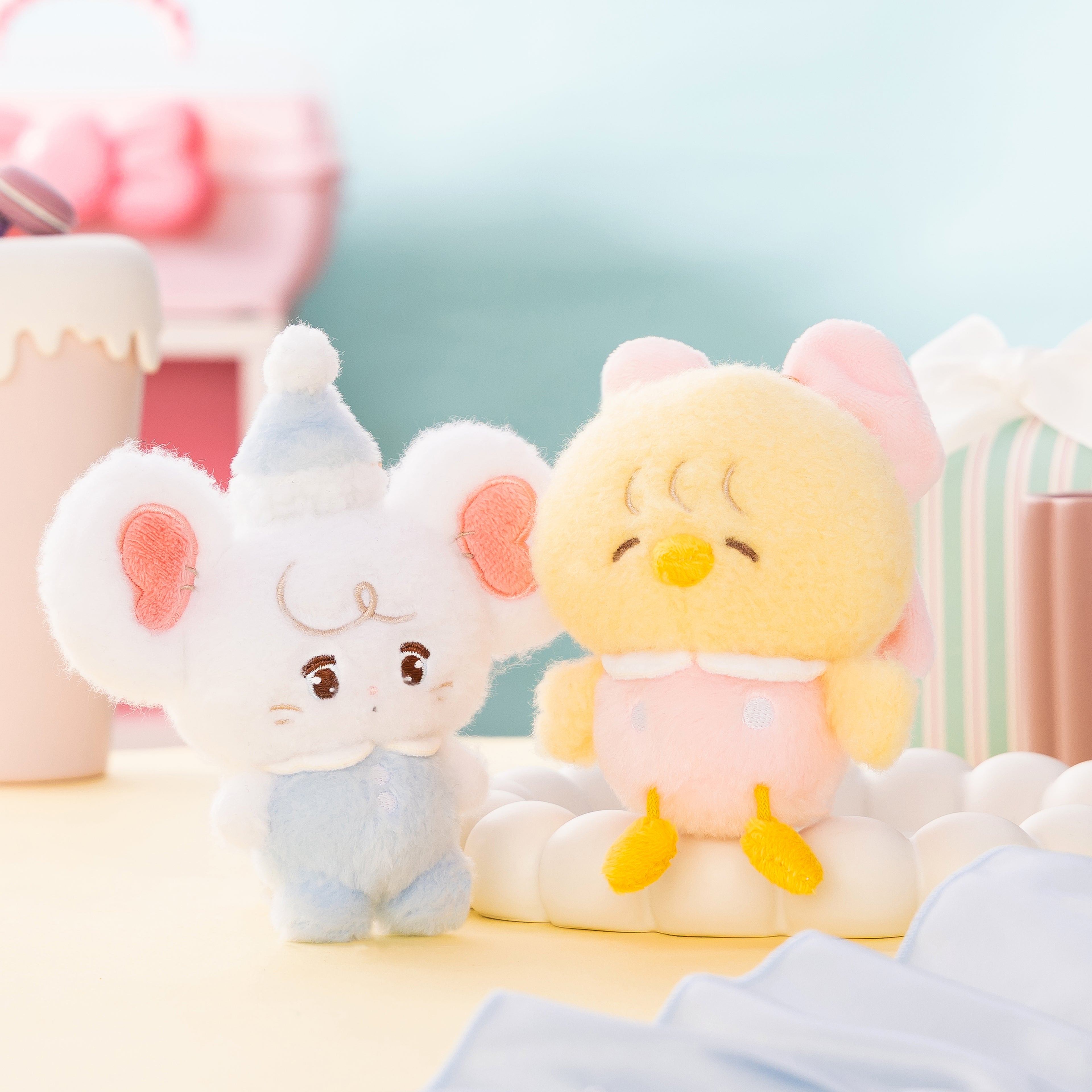 Lil ala mode キーチェーンマスコット（パフ）